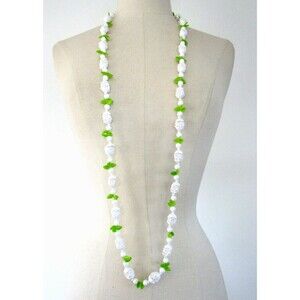 Vintage Floral Carved Bead Necklace Green Vines Flowers 1950s